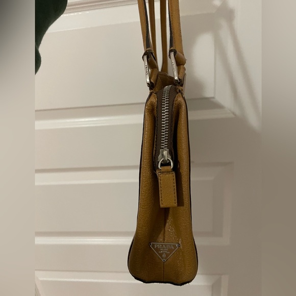 Vintage Prada Cinghiale Leather Satchel (WITH OR WITHOUT SHOULDER STRAP) - Picture 3 of 15